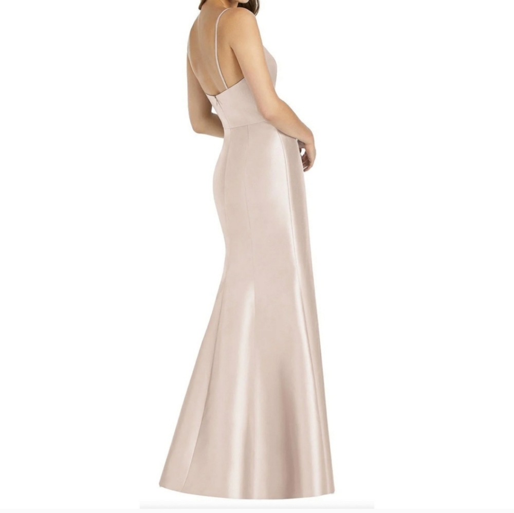 Alfred Sung Trumpet  Dress,NWT,  Size 0